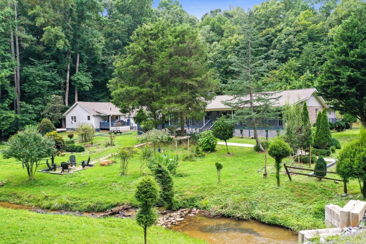2 Separate Cabins Along A Peaceful Creek With Resort Amenities Ellijay Exteriér fotografie