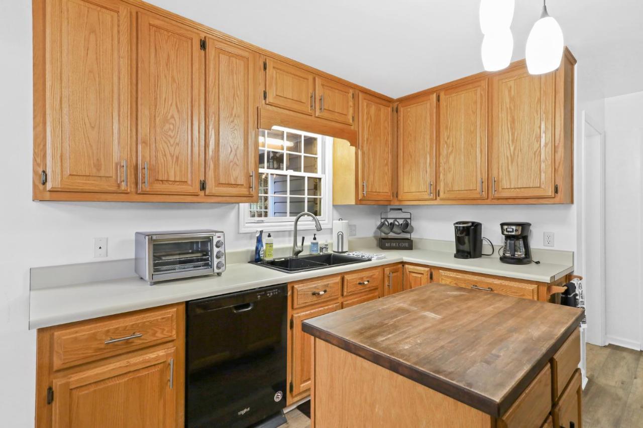 2 Separate Cabins Along A Peaceful Creek With Resort Amenities Ellijay Exteriér fotografie