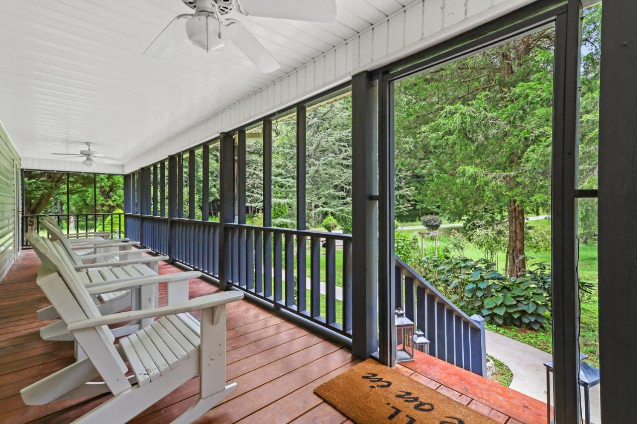 2 Separate Cabins Along A Peaceful Creek With Resort Amenities Ellijay Exteriér fotografie