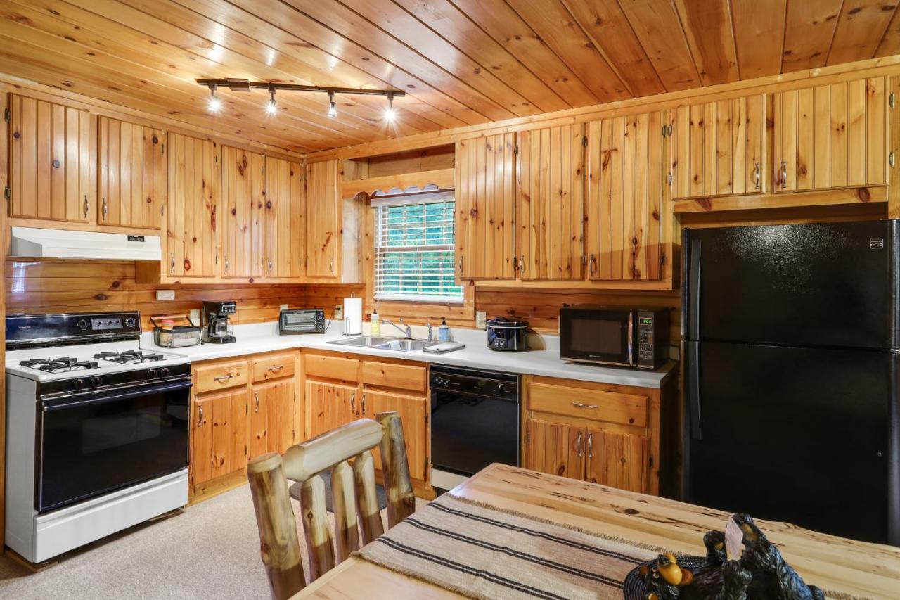 2 Separate Cabins Along A Peaceful Creek With Resort Amenities Ellijay Exteriér fotografie