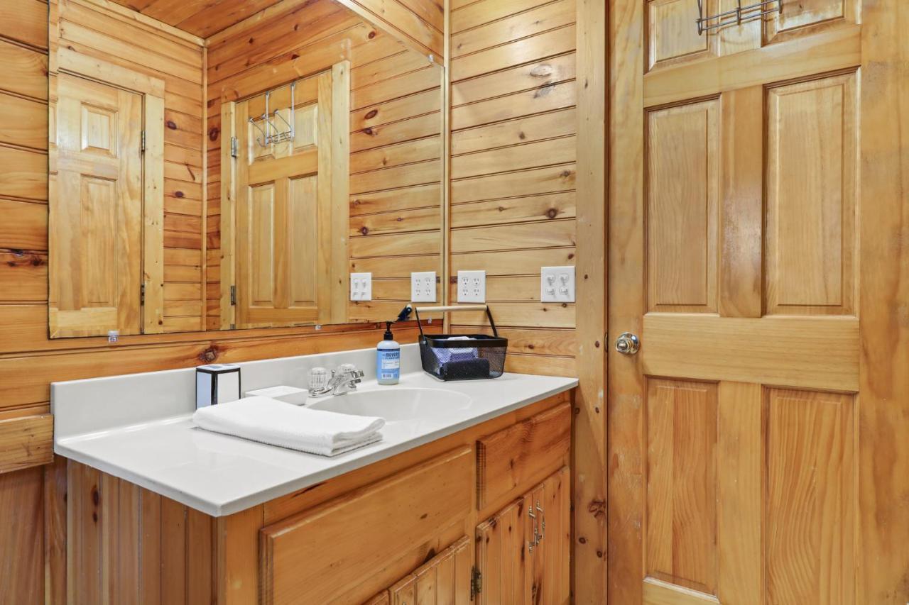 2 Separate Cabins Along A Peaceful Creek With Resort Amenities Ellijay Exteriér fotografie