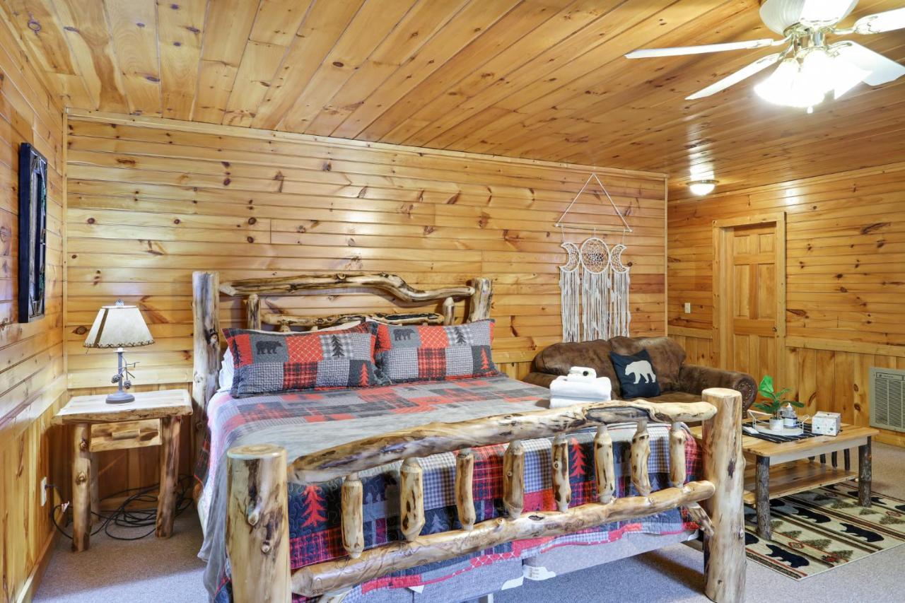 2 Separate Cabins Along A Peaceful Creek With Resort Amenities Ellijay Exteriér fotografie